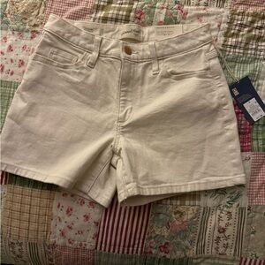 New shorts! 
- Size 0 
- Tags still on 
- Midi